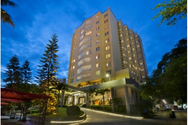 Ivory Villas & Resort Hòa Bình